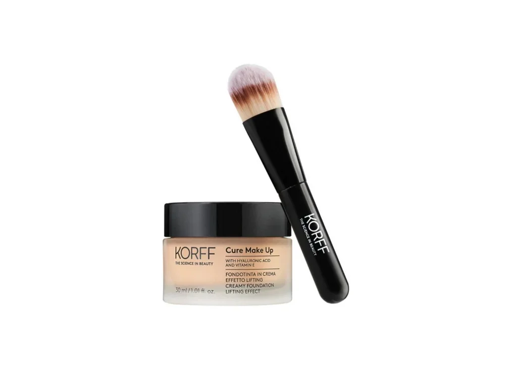 Korff Cure Make Up Creamy Foundation Lifting Effect Κρεμώδης Βάση Προσώπου με Πινέλο No 02, 30ml